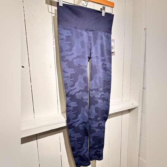 Splendid Studio Navy Blue Camouflage Ankle Heigh Leggings Camo Women’s Small - Picture 1 of 10